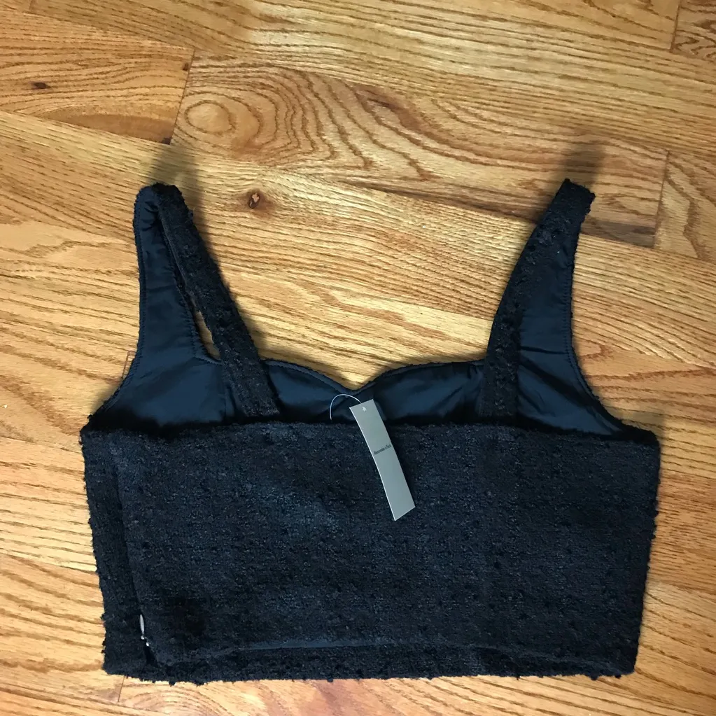 Abercrombie Tweed Black Textured Crop Top NWT - Image 3