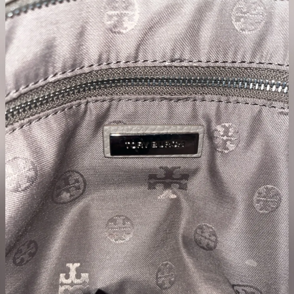 Tory Burch French Grey Thea Tote Bag - Image 8