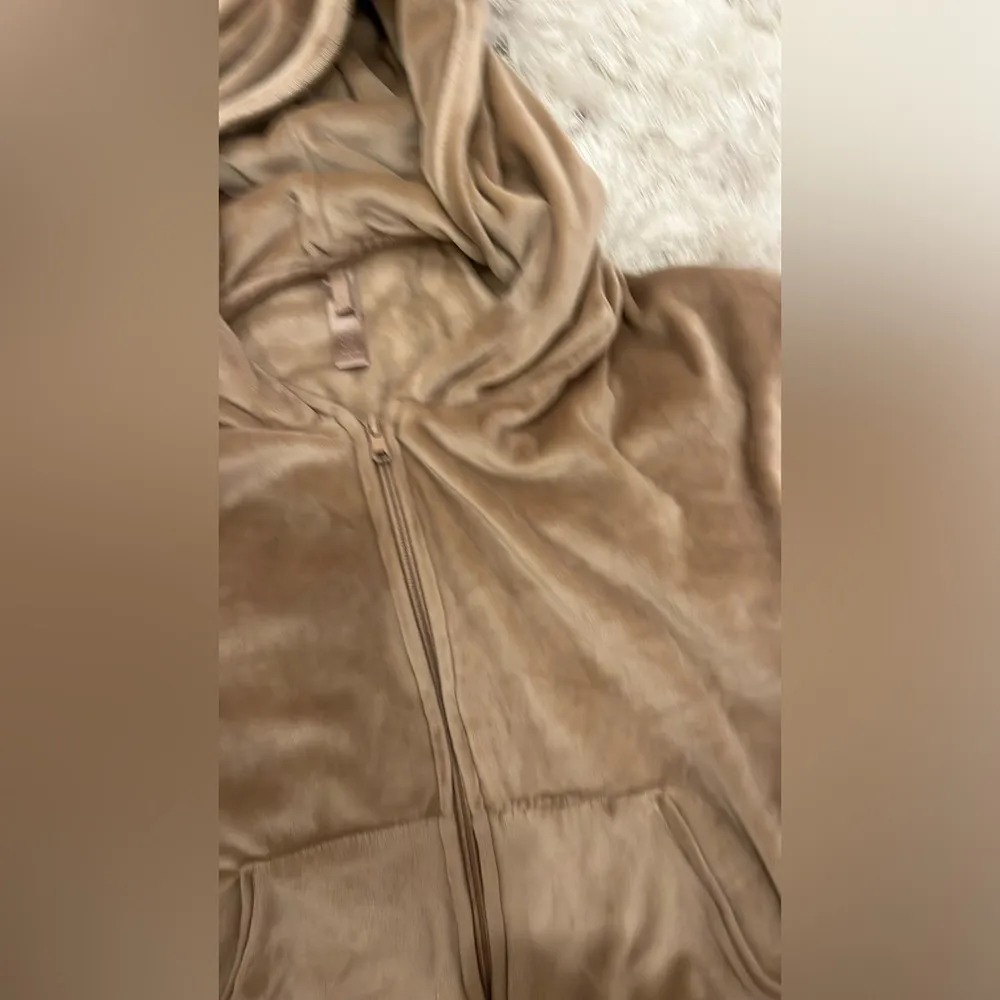 SKIMS  set - Image 2