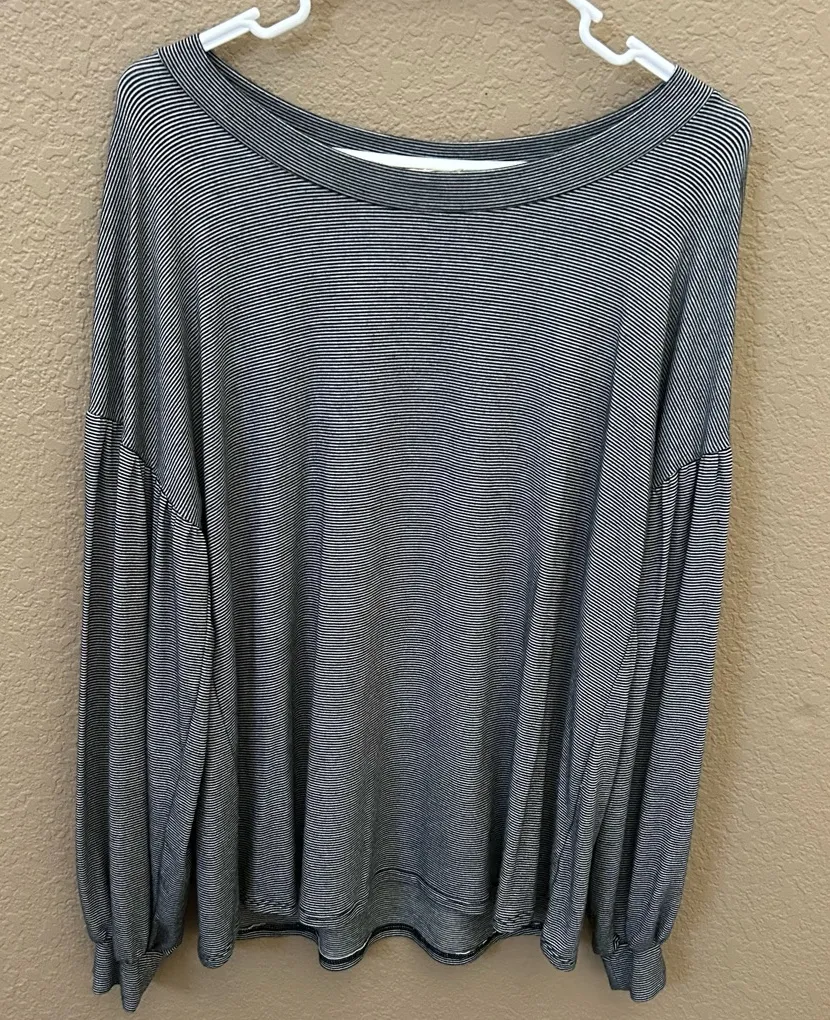 Andree by Unit oversized striped puff sleeve long sleeve top women’s size large - Image 1