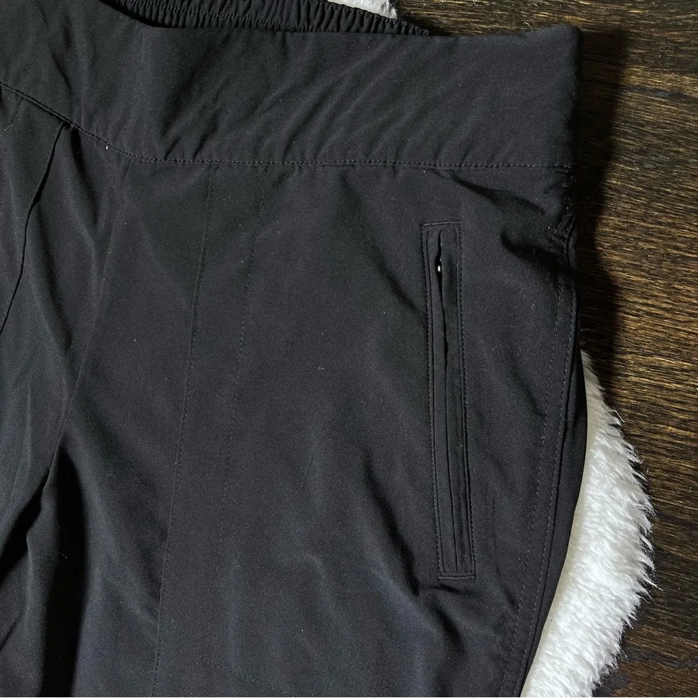 Athleta Chelsea Cargo Lined Jogger Pant in Black - Image 6