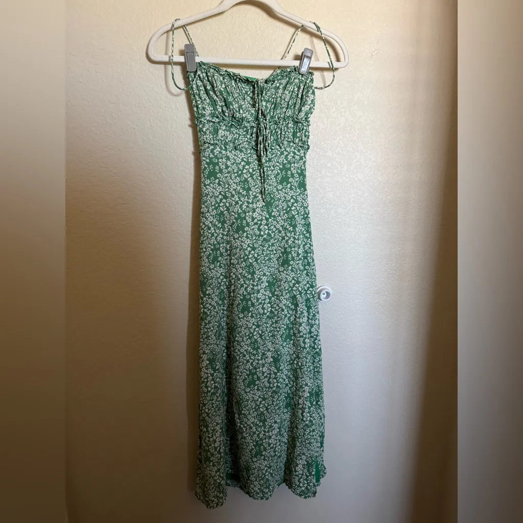 ASTR THE LABEL Amalea Floral Midi‎ Dress Size Small in green - Image 2