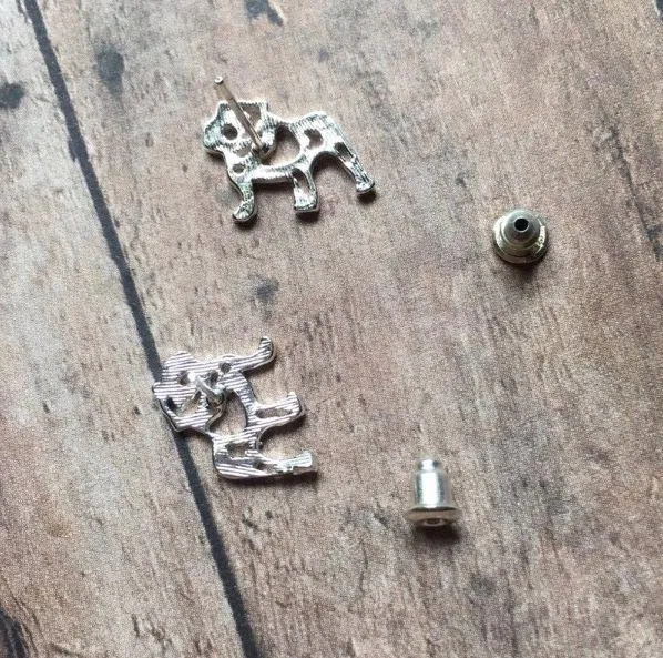 NEW Silver Bully Bulldog Stud Earrings UGA University Of Georgia Samford - Image 3