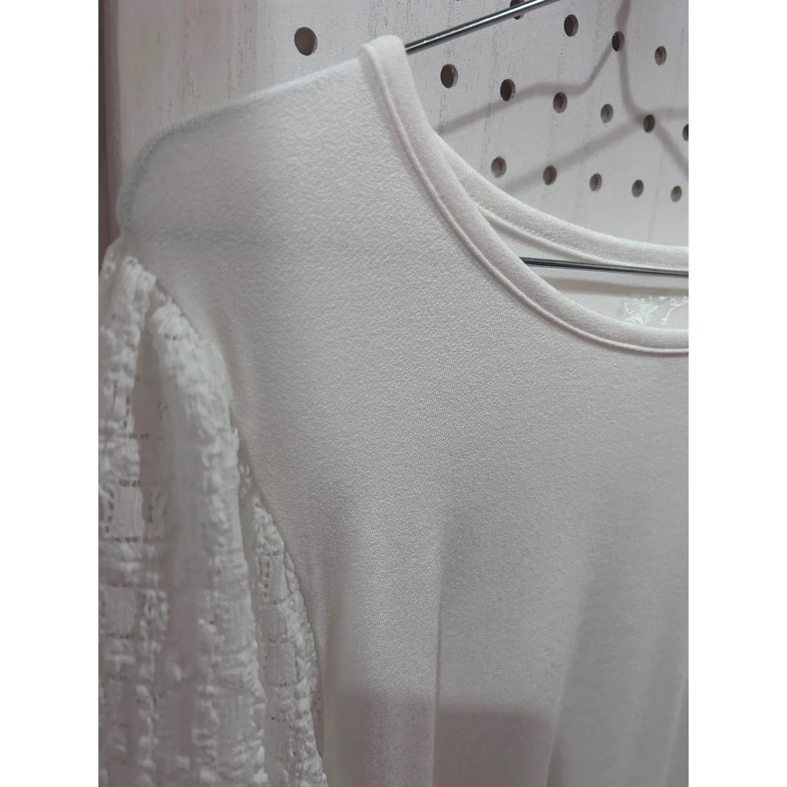 CUPiO White Textured Sleeve Long Sleeve Top Size M - Image 3