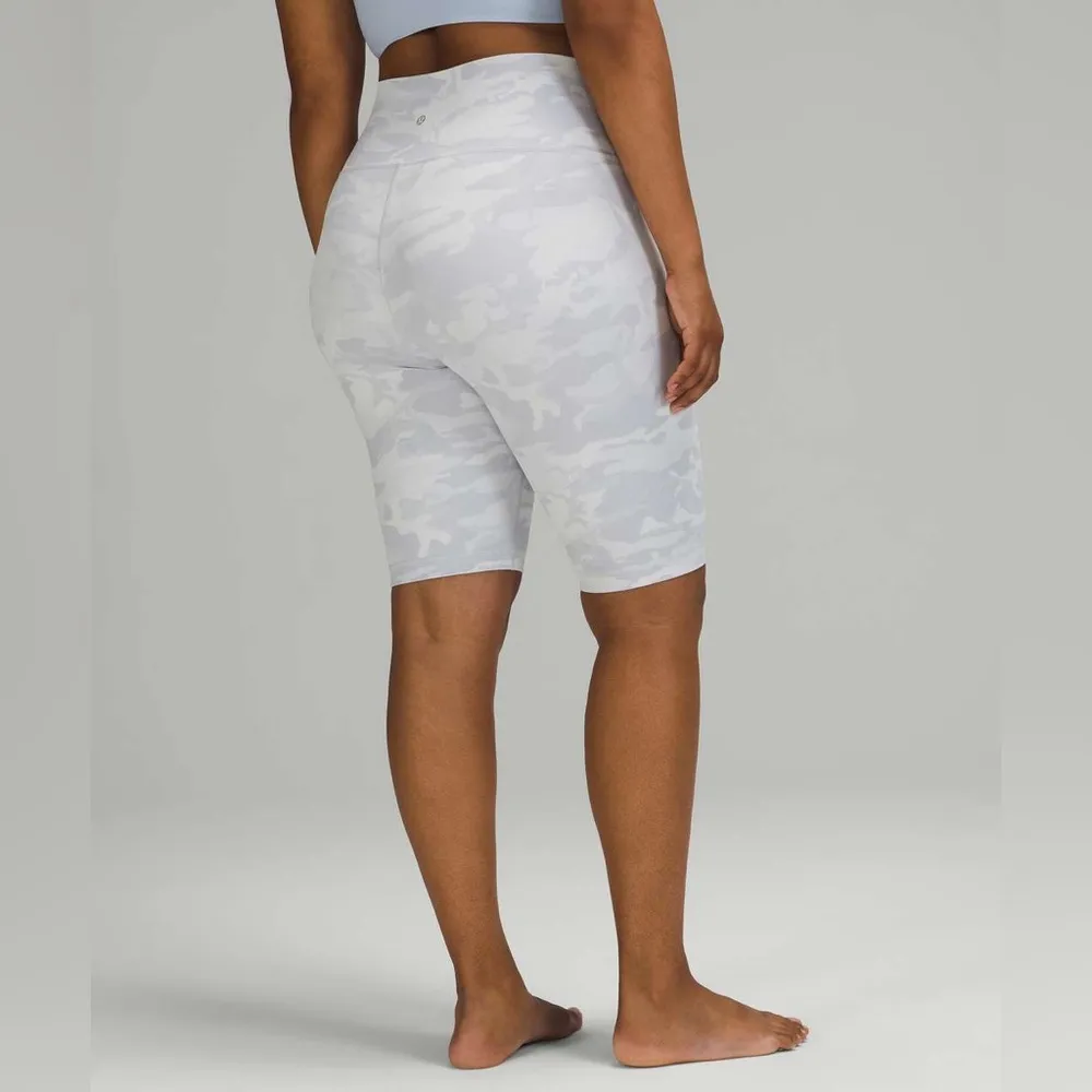 NWOT Lululemon Wunder shorts Incognito Camo Jacquard Alpine White Starlight - Image 3
