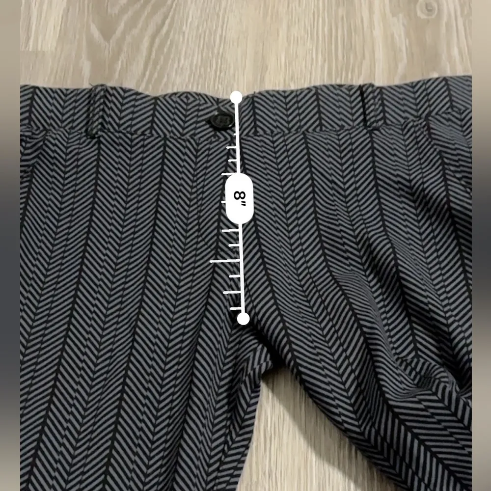 Betabrand Black & Gray Chevron Stripe Print Mid Rise Wide Leg Pull On Pants Sz M - Image 9