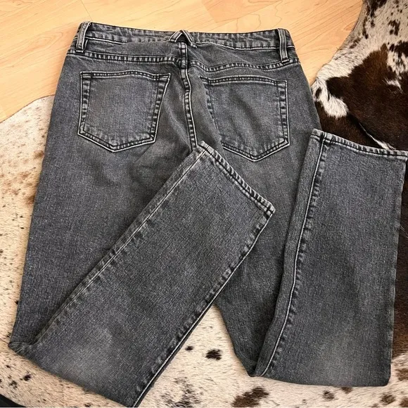 SLVRLAKE‎ Lou Lou Slim Straight Jean In River Moon
Grey Wash Size 27 Gray - Image 9