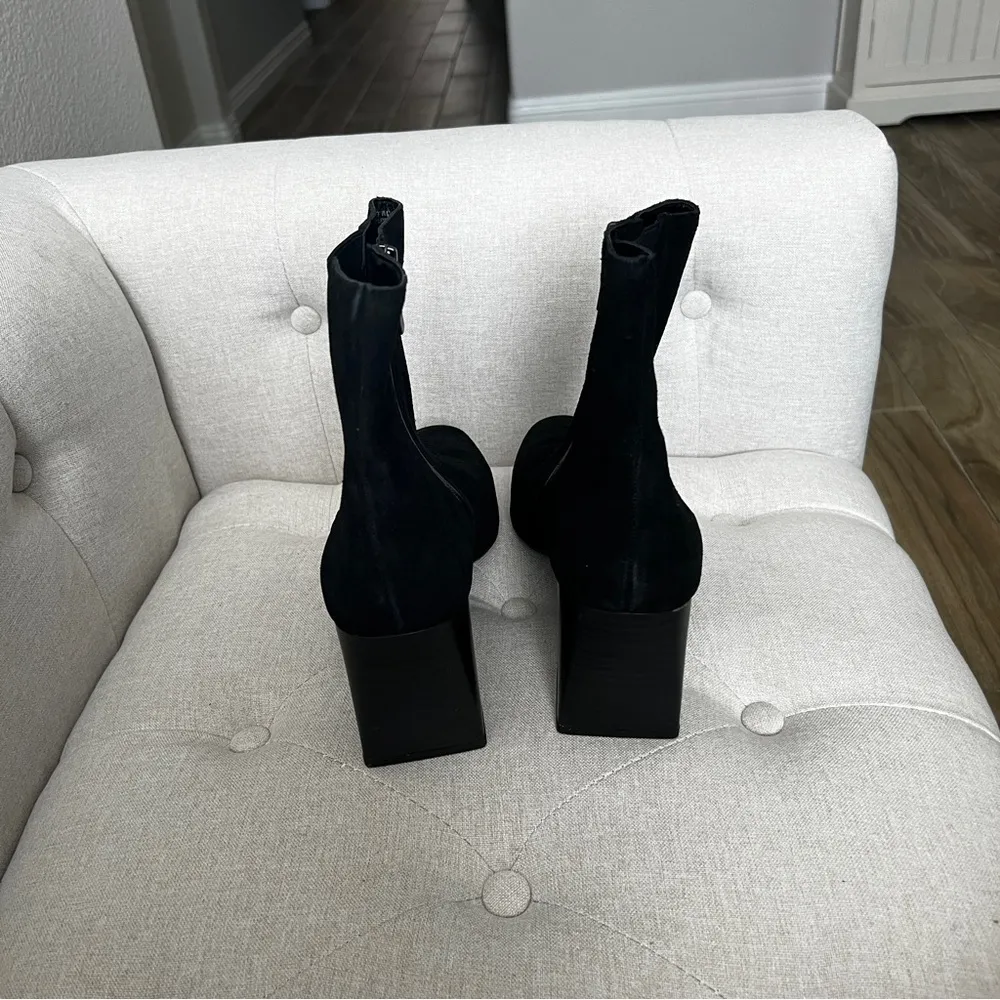 NEW Scarlette Waterproof Ankle Boot. Size 10 - Image 4