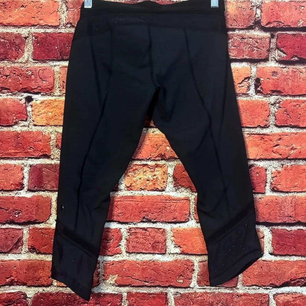 Lululemon size 6 - Image 5