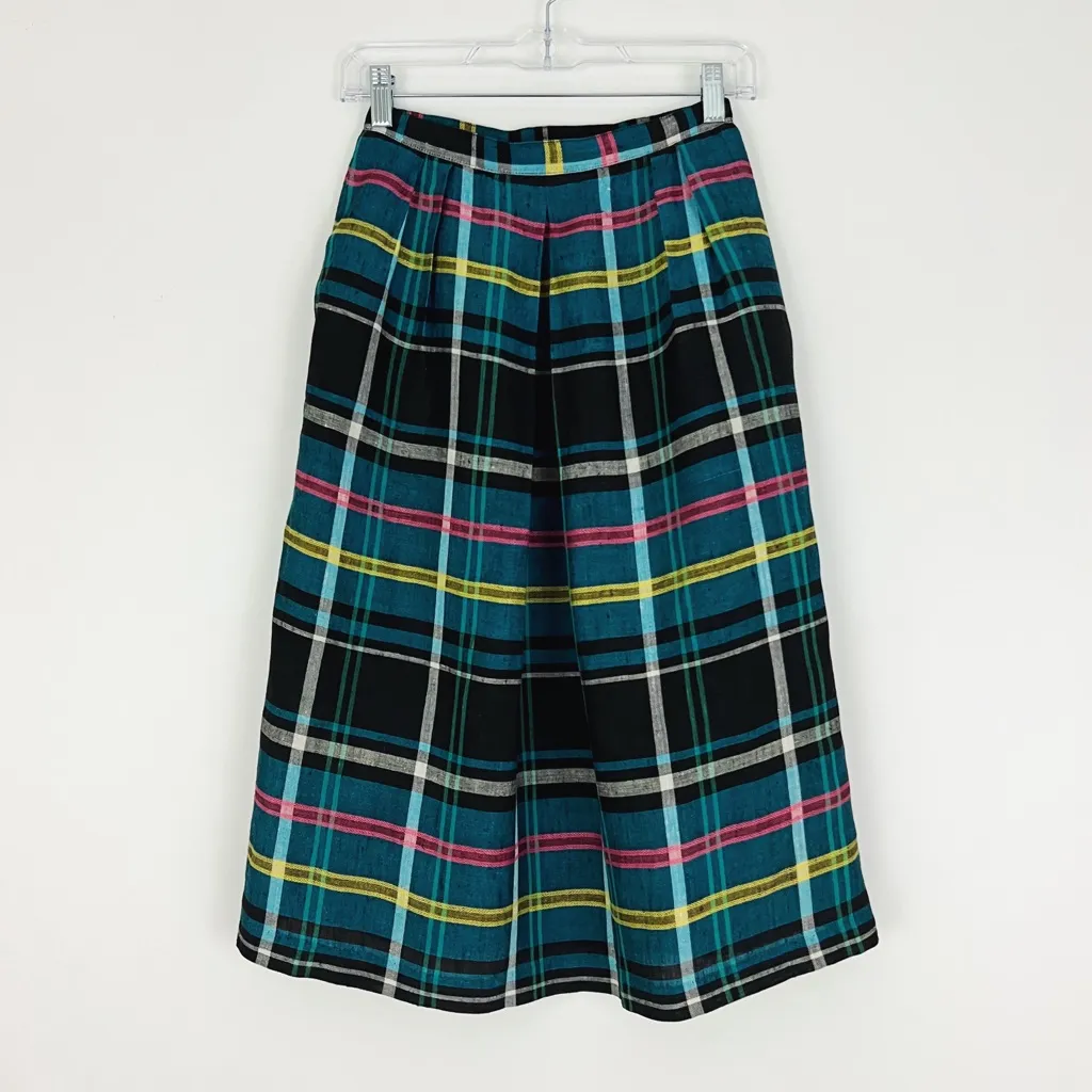 Vintage Linen - Image 9