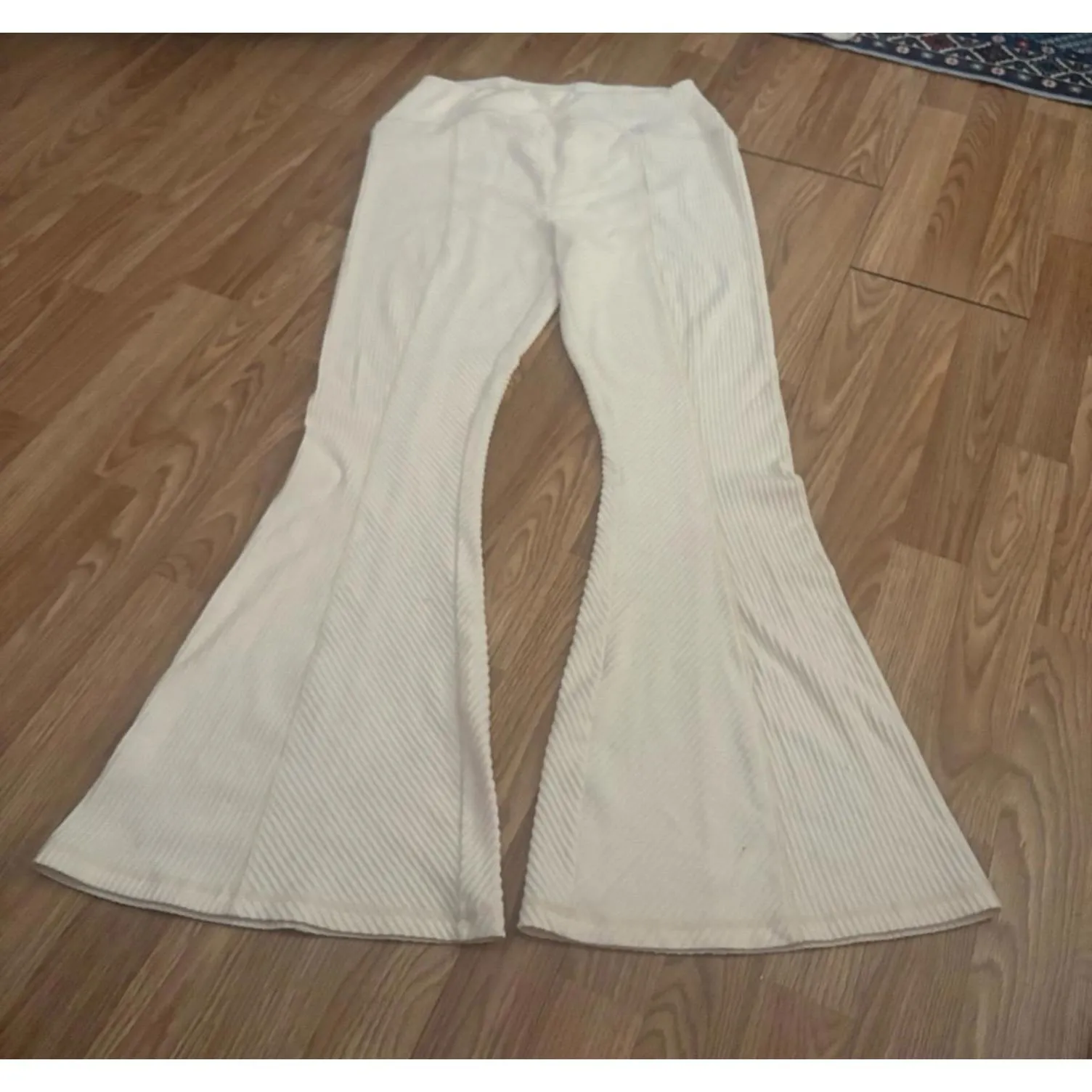 Out From Under Velvet Flare Leggings Size XL - Image 4