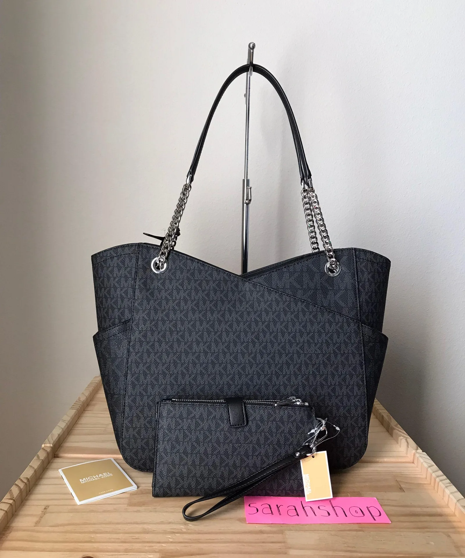 Michael Kors Set - Image 3