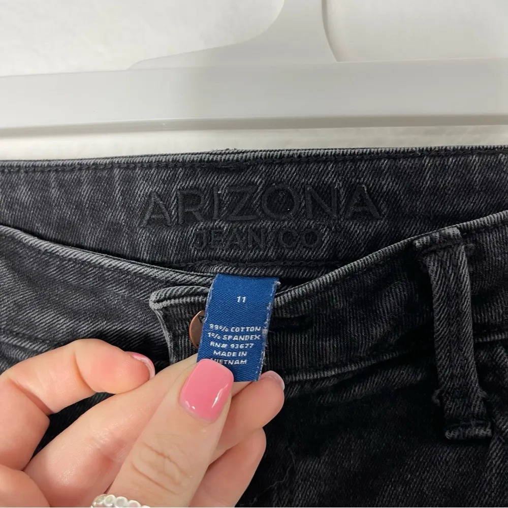 Arizona Jean Company Black Charcoal Jean Shorts Mid-Thigh Length - Image 4