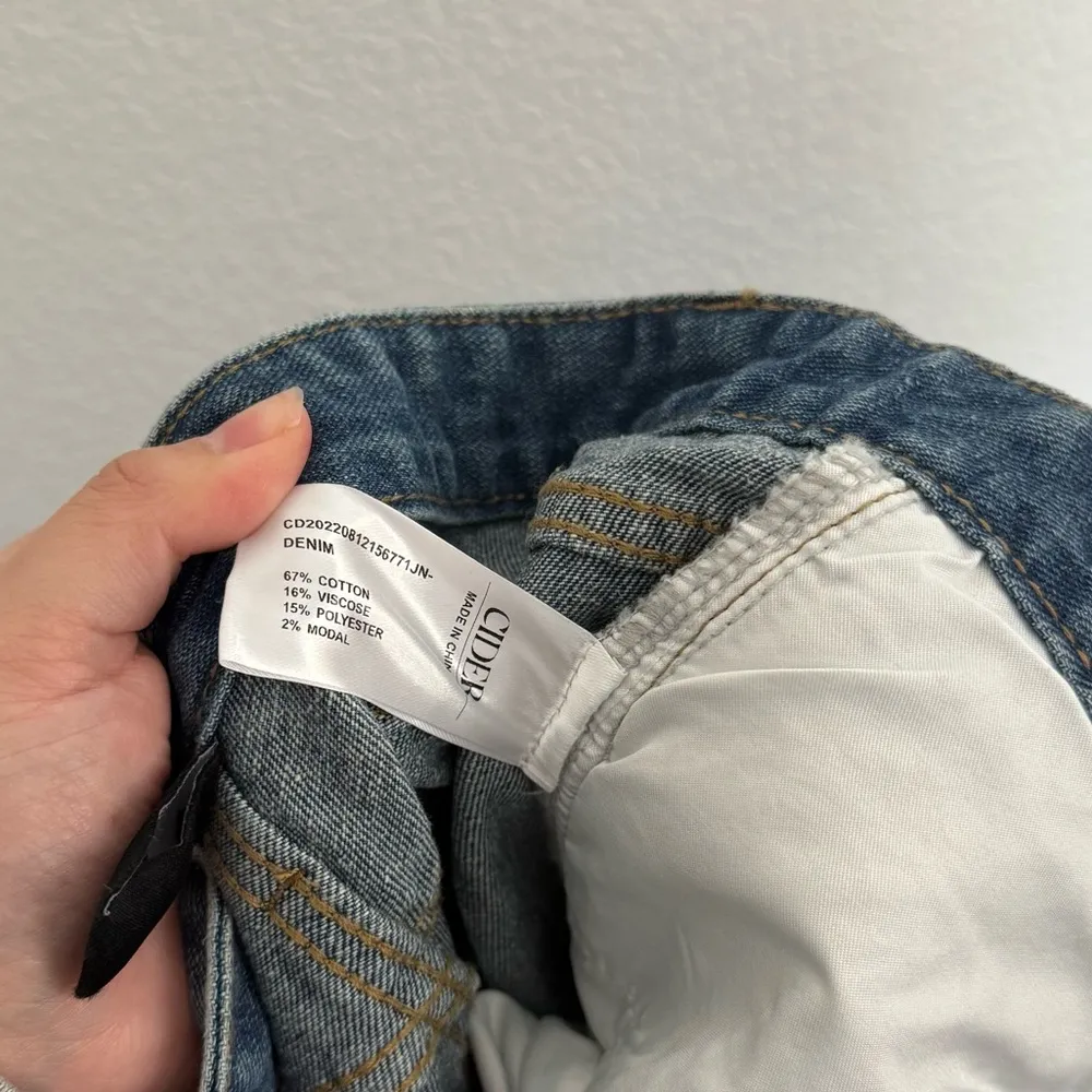 NWT Cider Happy Hour Jeans High Rise Straight Leg Jeans Medium - Image 6