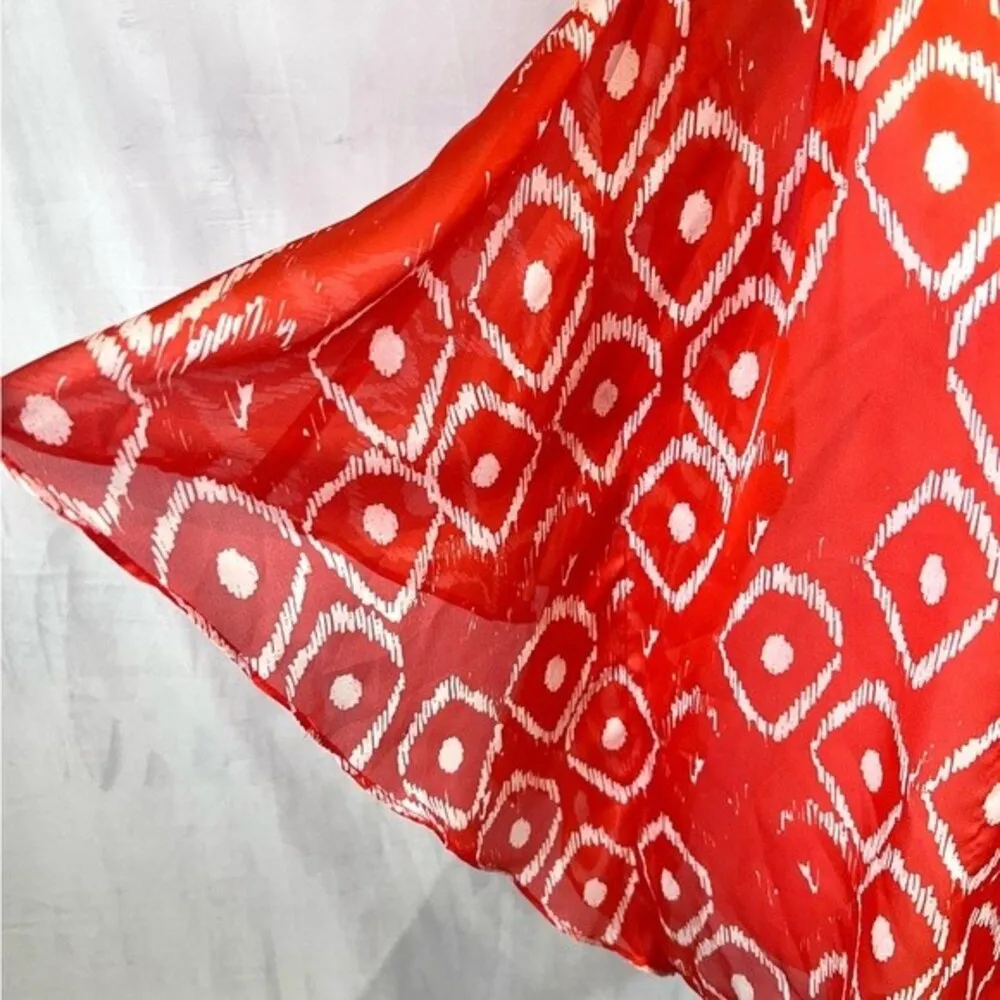 Outback Red orange and white abstract print tunic top size medium - Image 4
