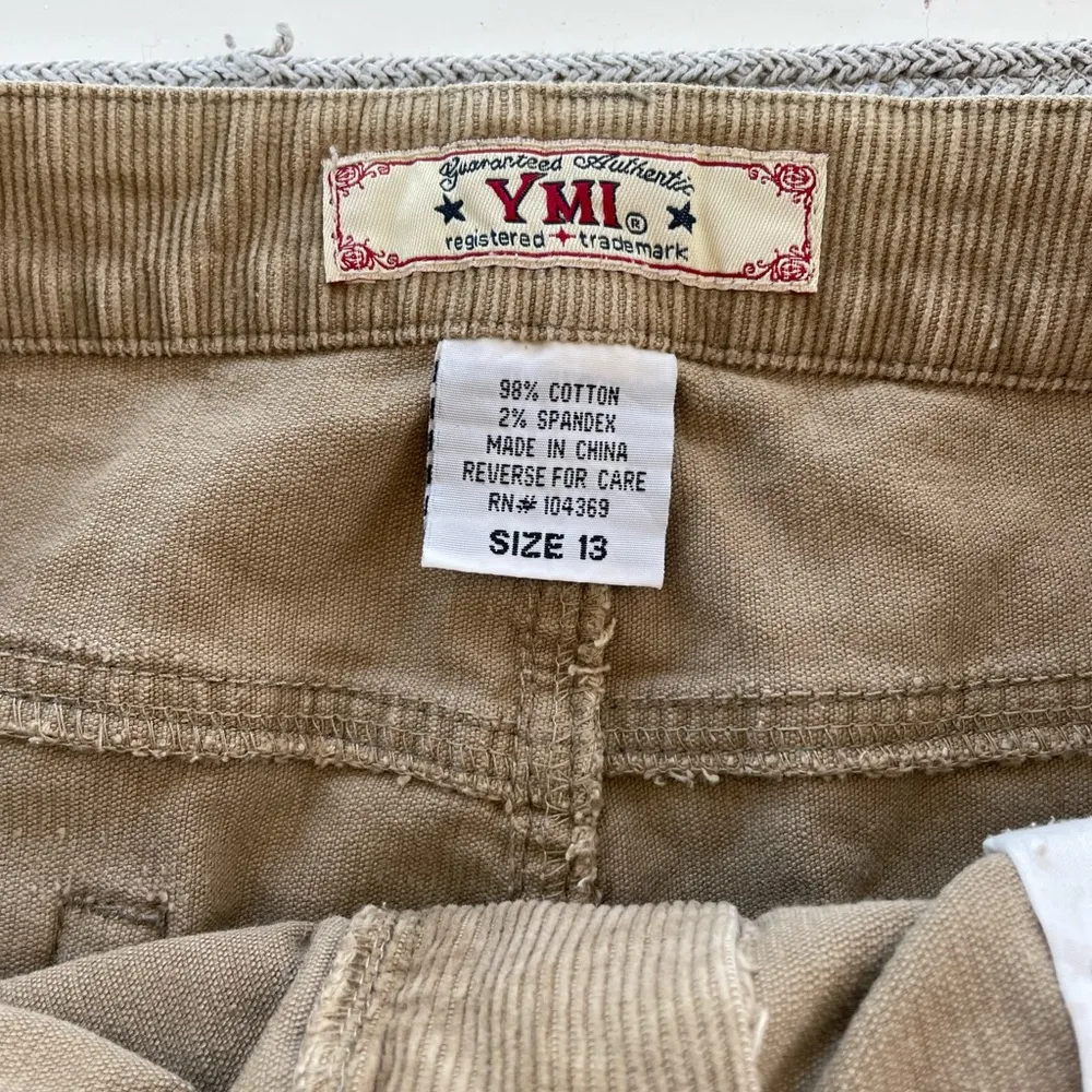 Vintage YMI Y2K Tan Corduroy Lace Trim Mini Skirt Size 13 - Image 4