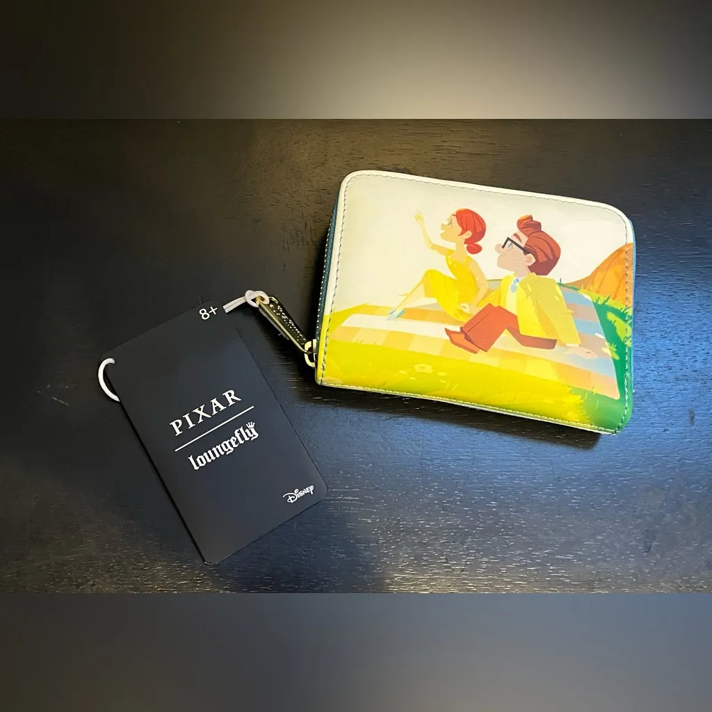 Loungefly Disney Pixar Up Carl & Ellie Daydream Small Zip Wallet - Image 4