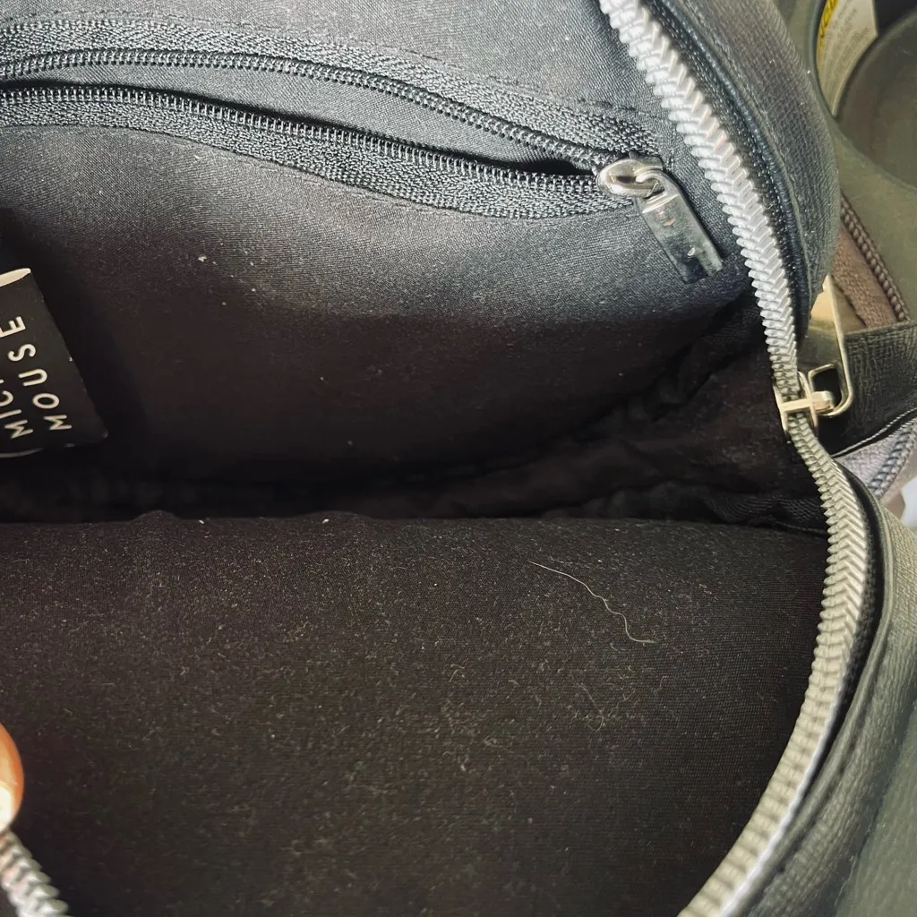 Disney  Minnie Mouse purse - Image 7