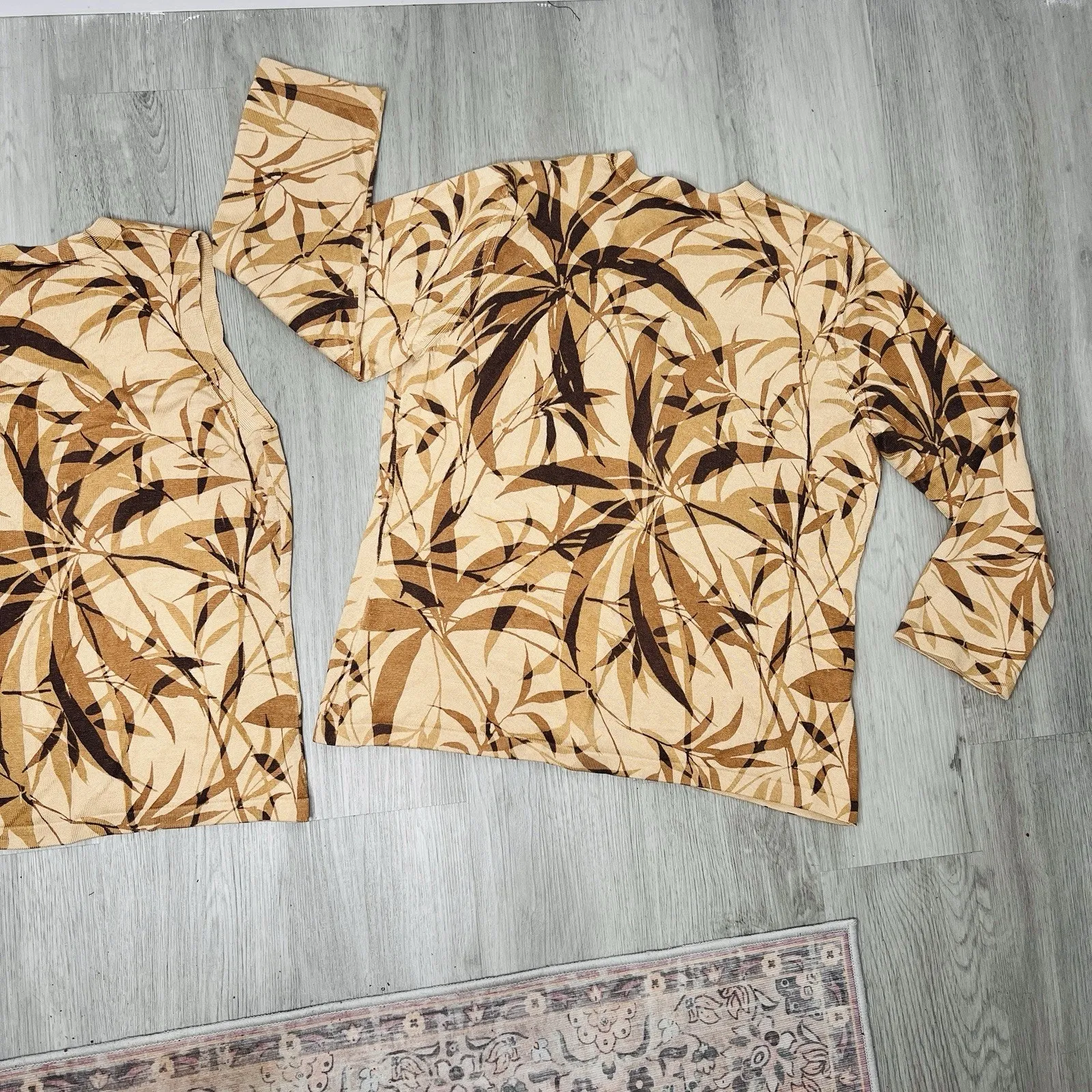 Women’s Hawaiian Tommy Bahama Shirt Set Tank And Sweater Top Size L 12-14 - Image 7