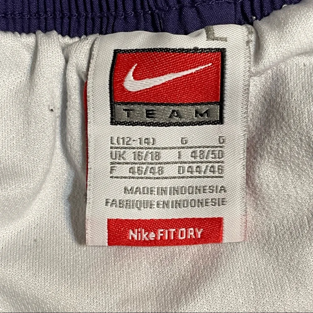 Nike Women’s Team Shorts - Image 10