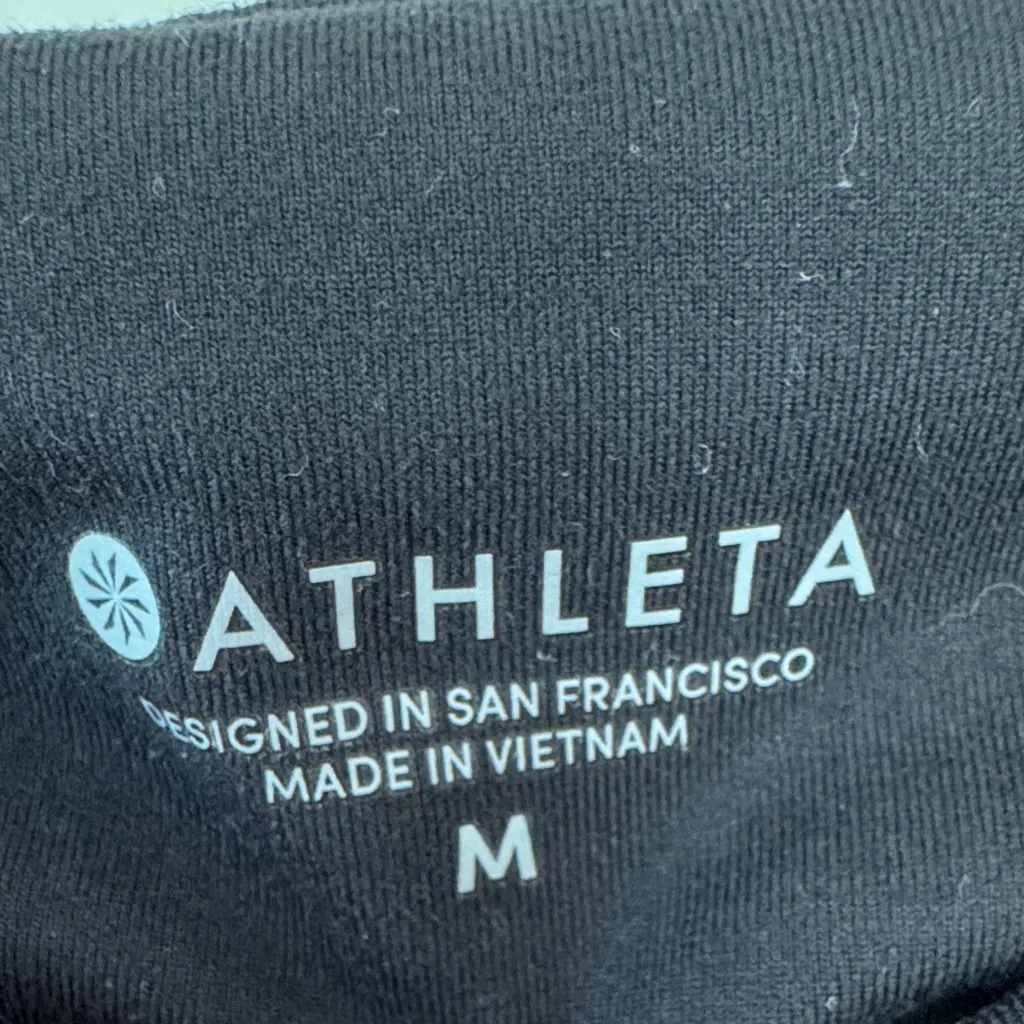 Athleta Women's Black Joggers - Image 2