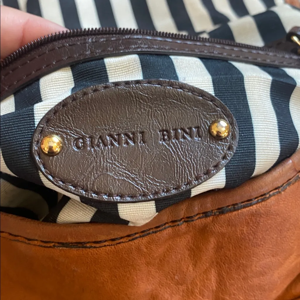 Gianni bini leather shoulder bag medium - Image 9