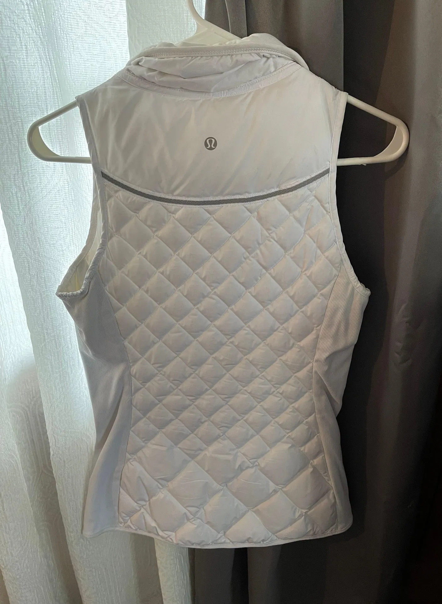 Lululemon White Vest - Image 2