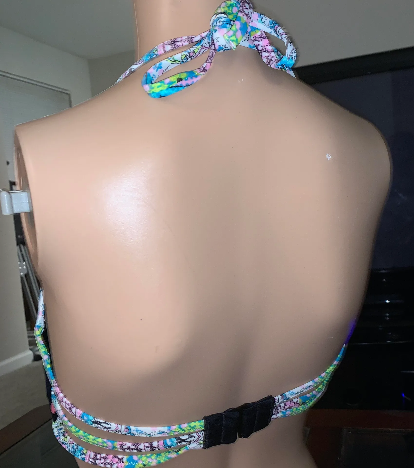 Victoria Secret Bikini Top 36C - Image 4