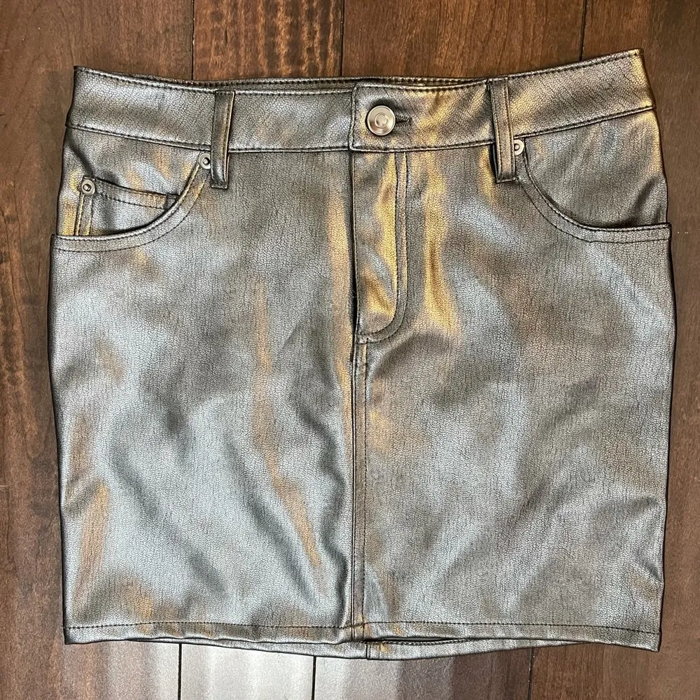H & M New with Tags Faux Leather Biker Mini Skirt - Image 2