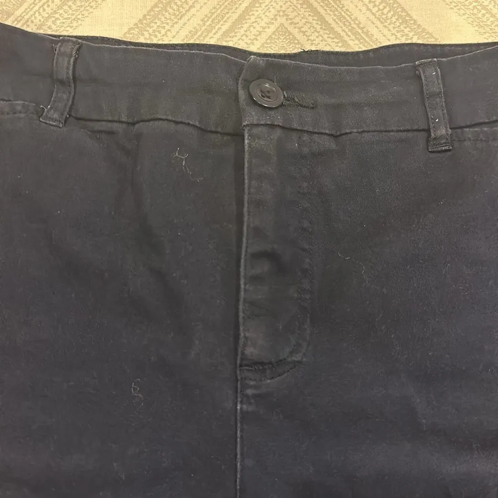 St. John’s Bay Women’s Navy Blue Shorts, Size 14 - Image 2