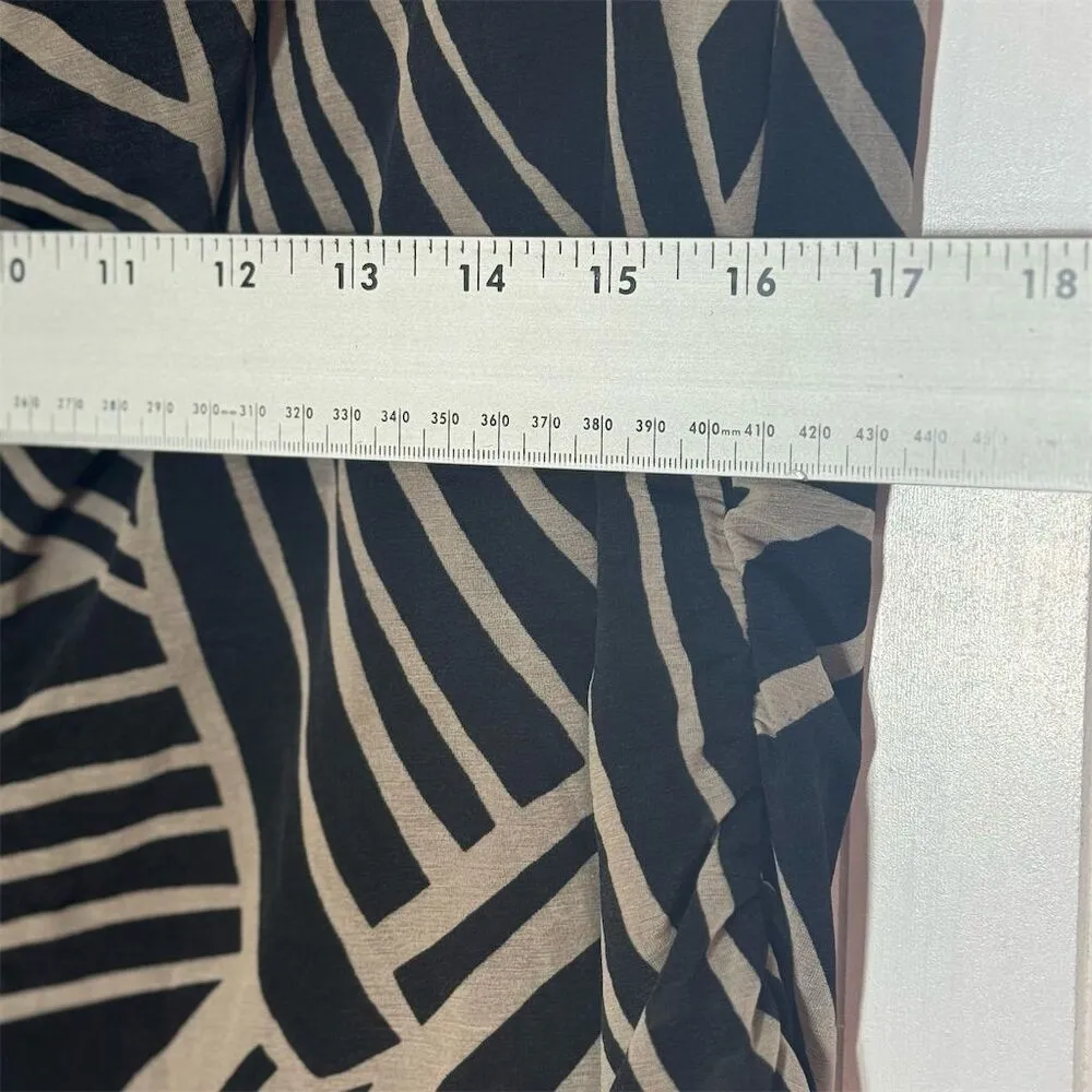 Dana Buchman Cowl Neck Sleeveless Top L Abstract Black Beige Geometric Print - Image 5