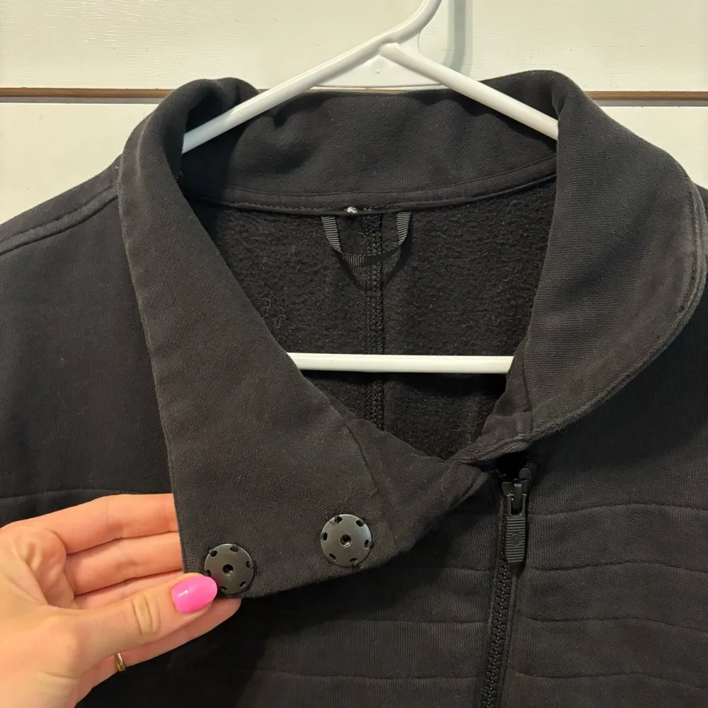 Lululemon Fleece Be True Jacket Black - Image 3