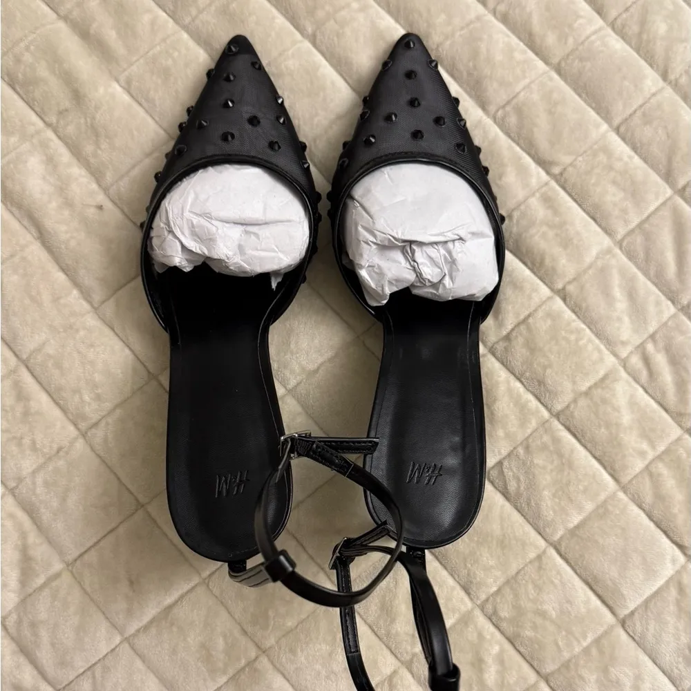 H&M Rhinestone Embellished Mesh Pumps - Image 7