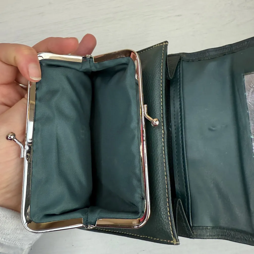 Buxton Green Westcott Trifold Wallet Pebble Leather Organizer with Snap Closure - Image 10