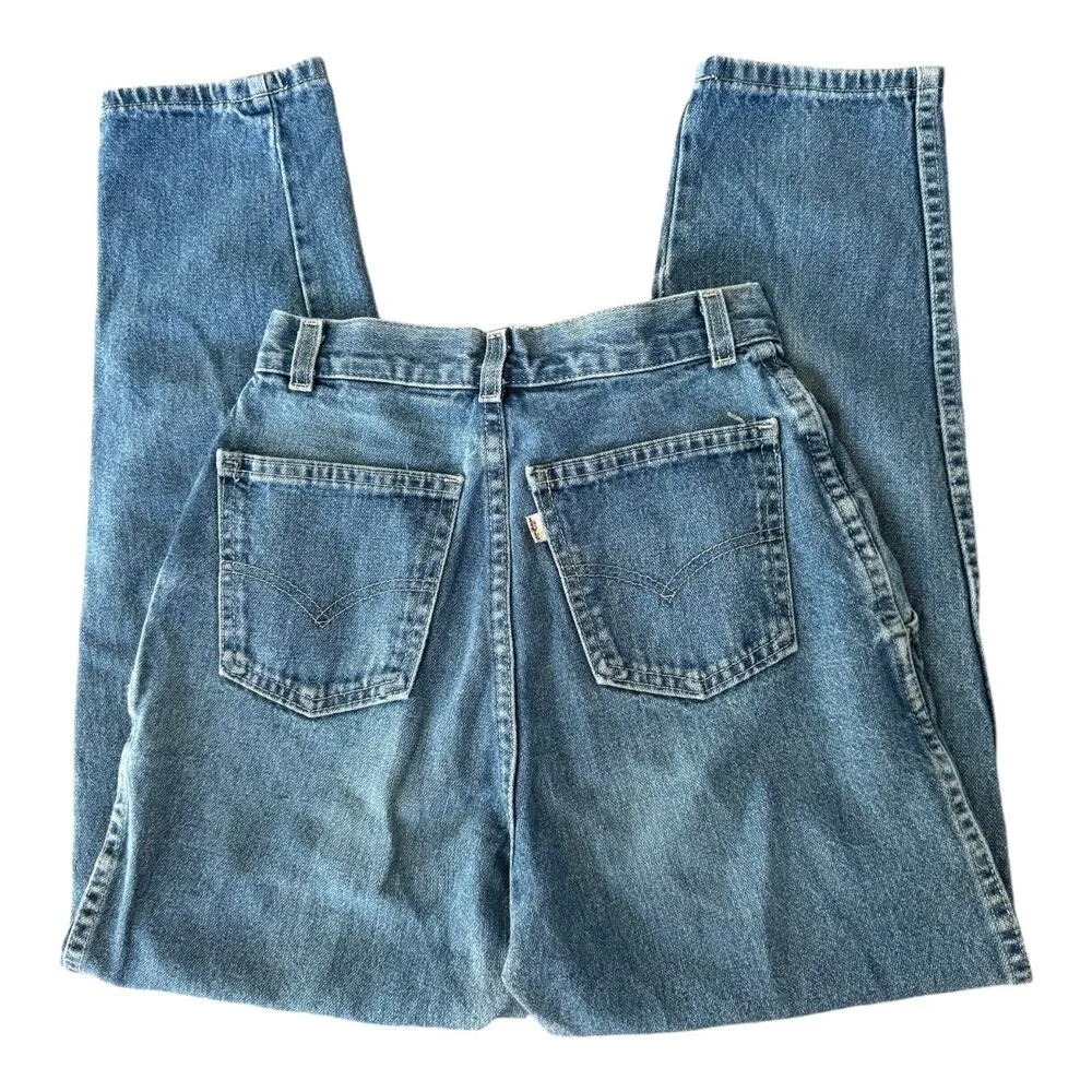 Vintage 70's-80's Levi’s high waisted blue yoke front single stitch jeans size 7 - Image 5