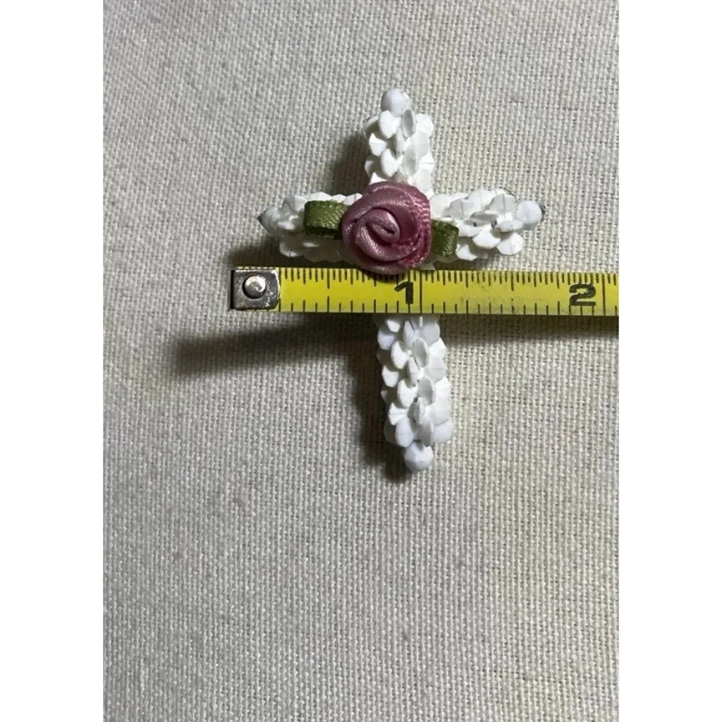 Vintage Religious Jesus Cross Christianity White Beaded Rose Brooch Sz 2” - Image 8
