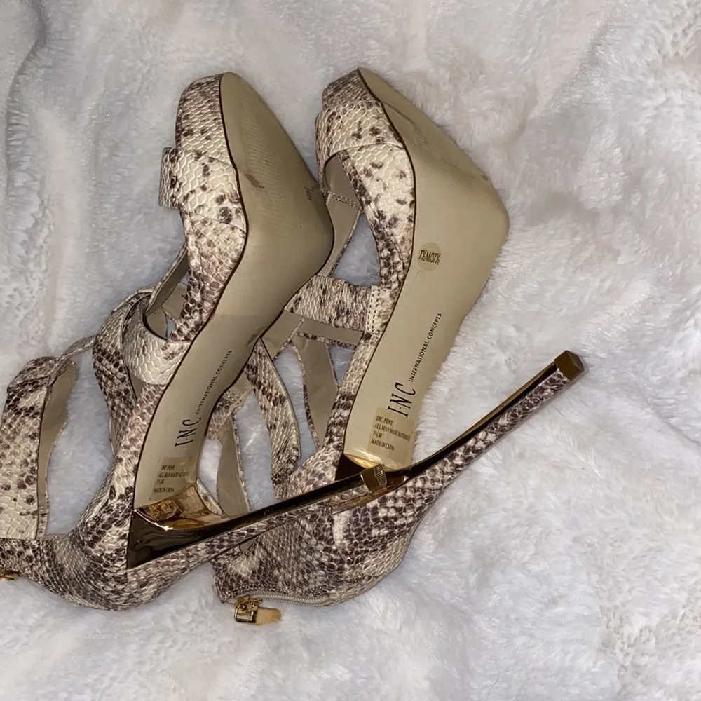 INC  heels - Image 3