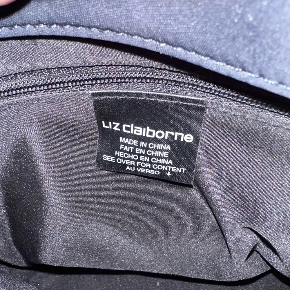 Liz Claiborne black mini tote, 8“ x 7“ x 3“ - Image 7