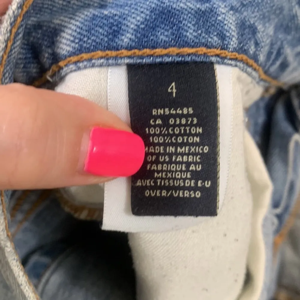 Vintage American Eagle Distressed Light Wash Jean Shorts - Image 3