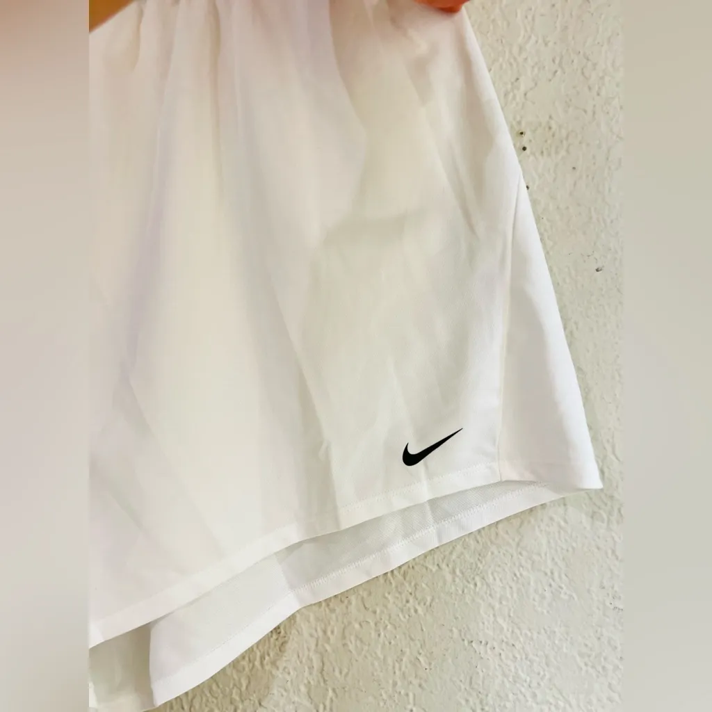 Nike Women's Nike Plus DV7668 Fold Over Dri-Fit Athletic Training Shorts size 1X - Image 3