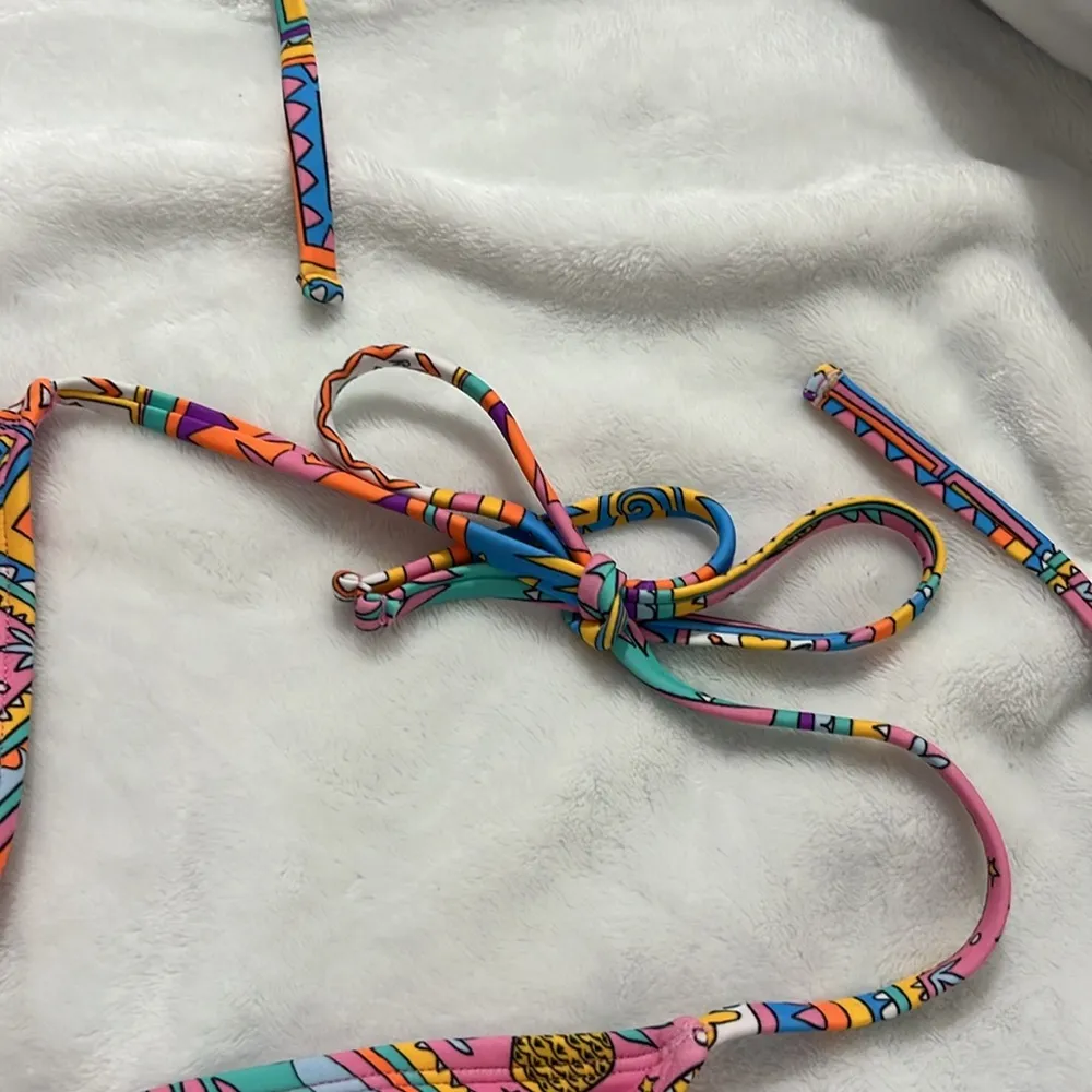 New Wild fable Women’s Colorful String Bikini Triangle Bikini top Size Medium - Image 6