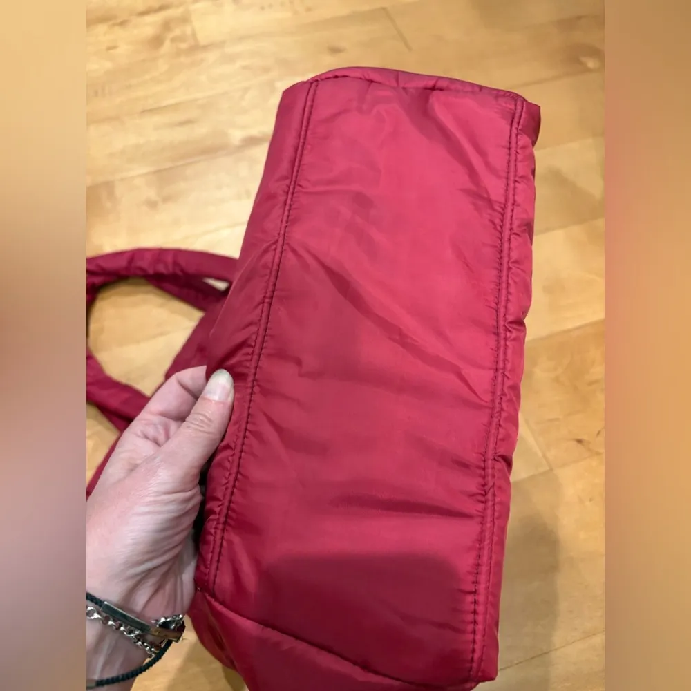 Roberto Coin tote nylon bag red side pockets - Image 5