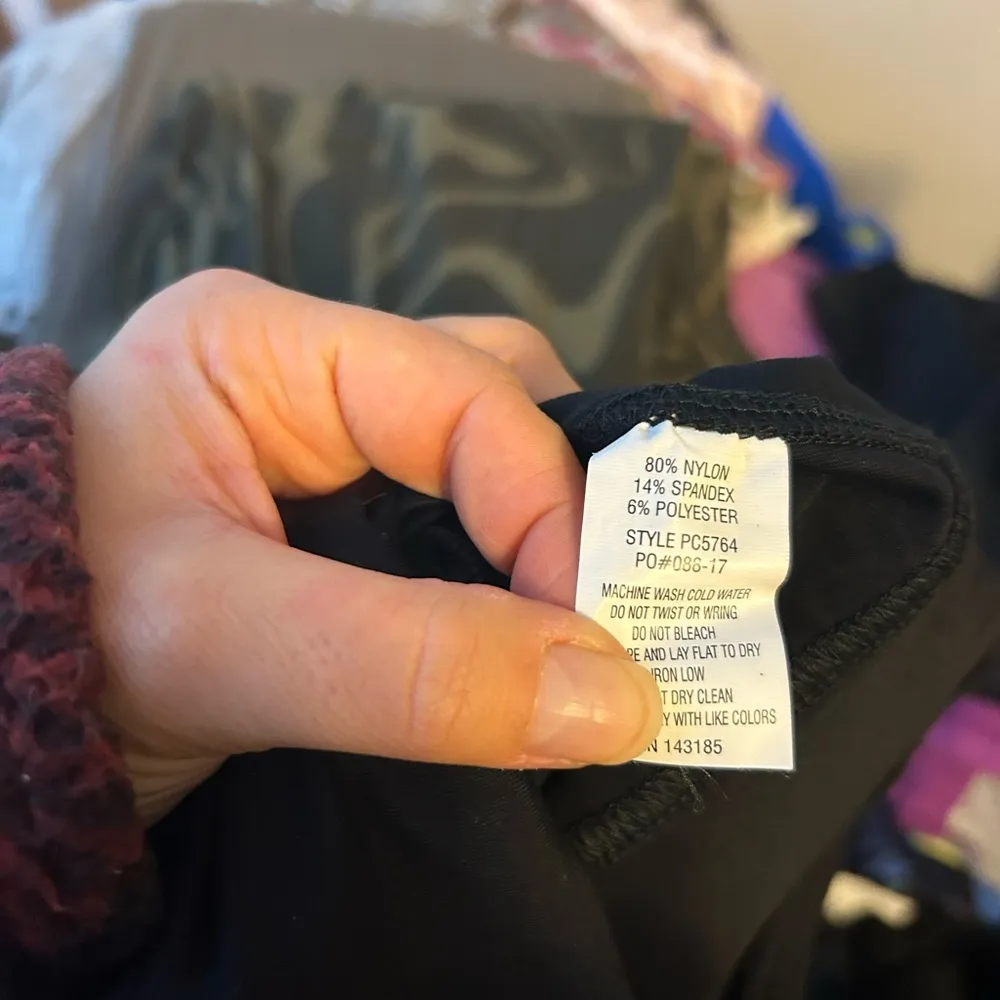 NWT Popular Basics Black Mesh Cut Out Active Leggings - Image 4