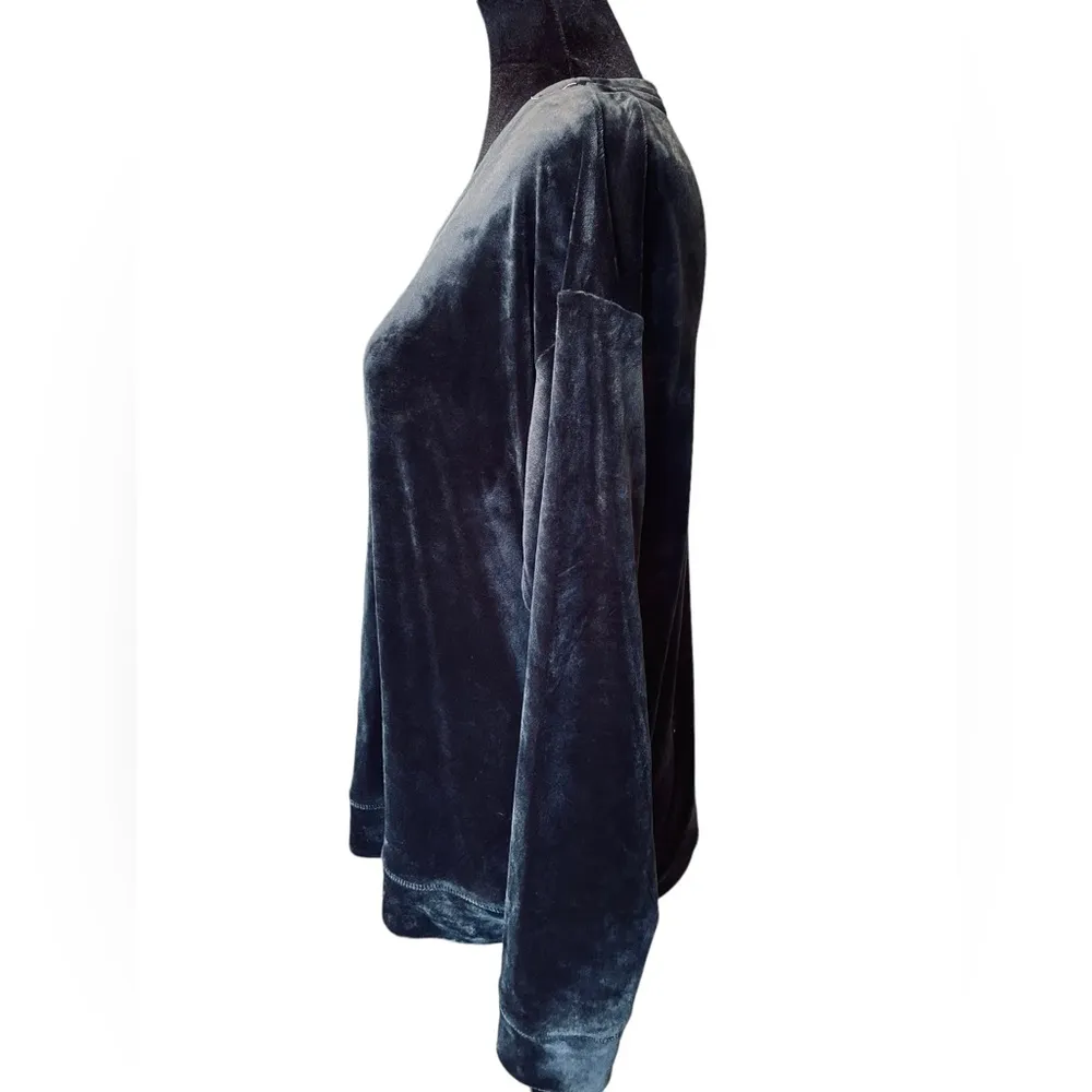 Muk Luks Gray Fleece Long Sleeve Comfy Casual Loungewear Pullover Sweater Top - Image 3