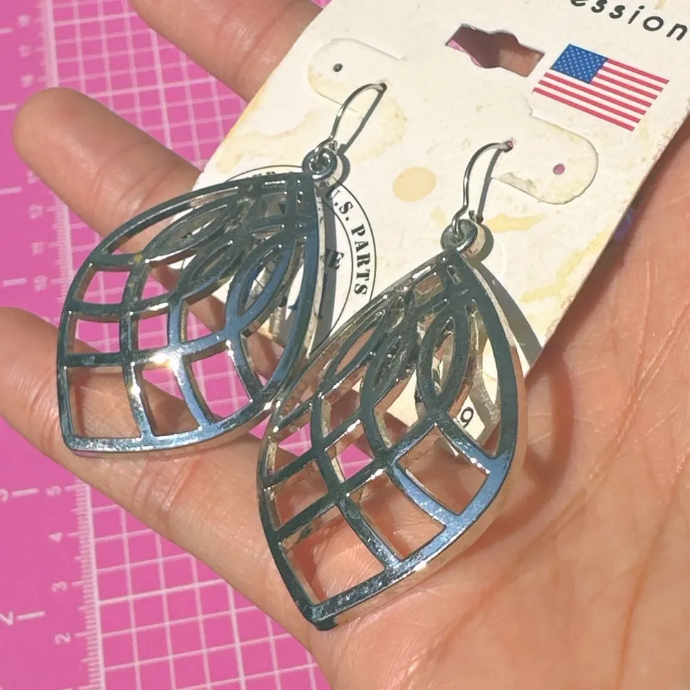 Pure Expressions earrings silver mash teardrop new with tag - Image 4