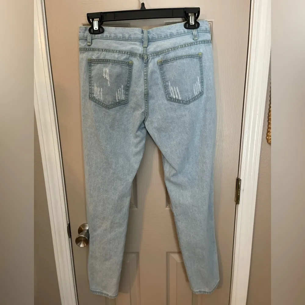 Top Trends Basic Collection We’re Denim Wear heavily distressed lt wash jeans 29 - Image 8