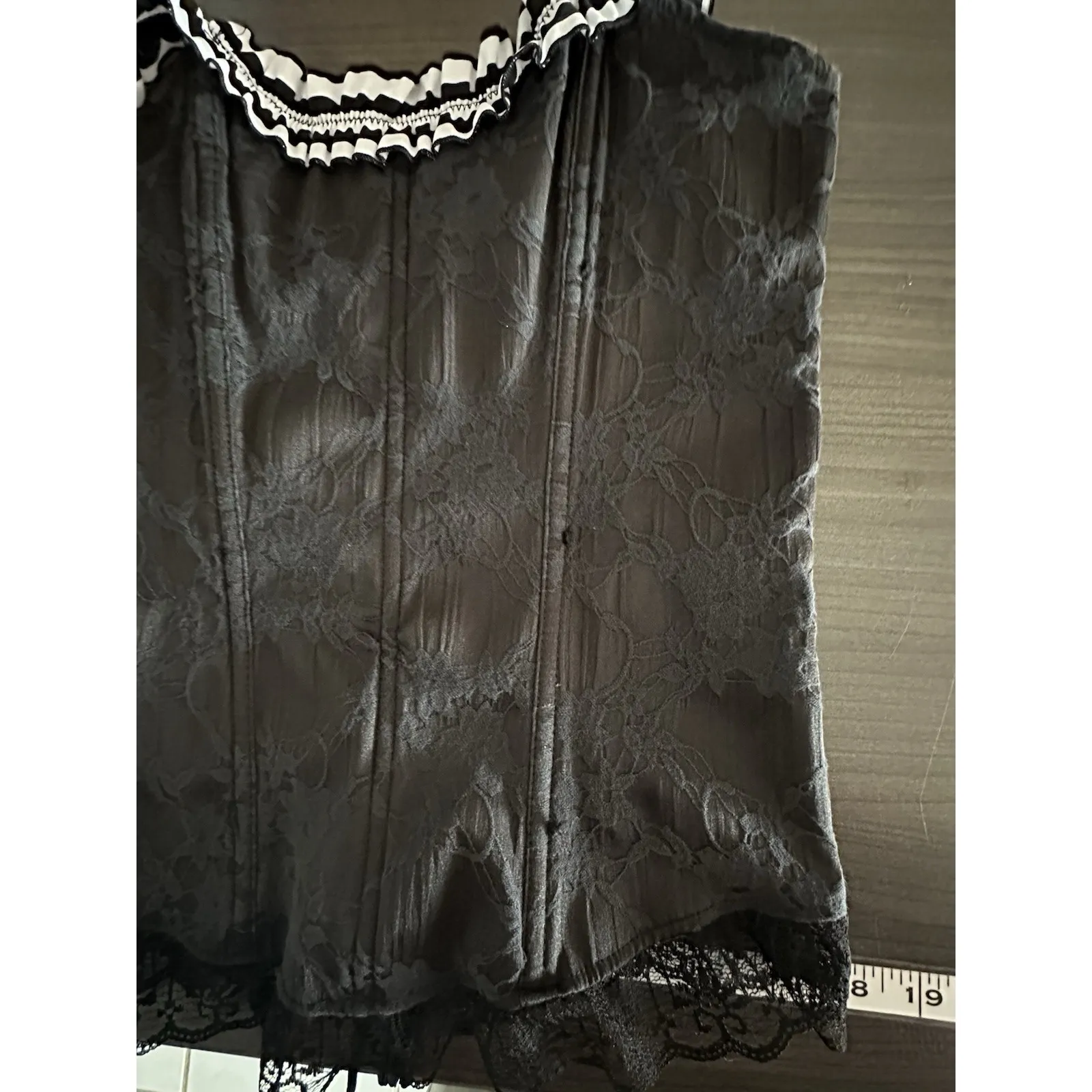 Black Lace - Image 9