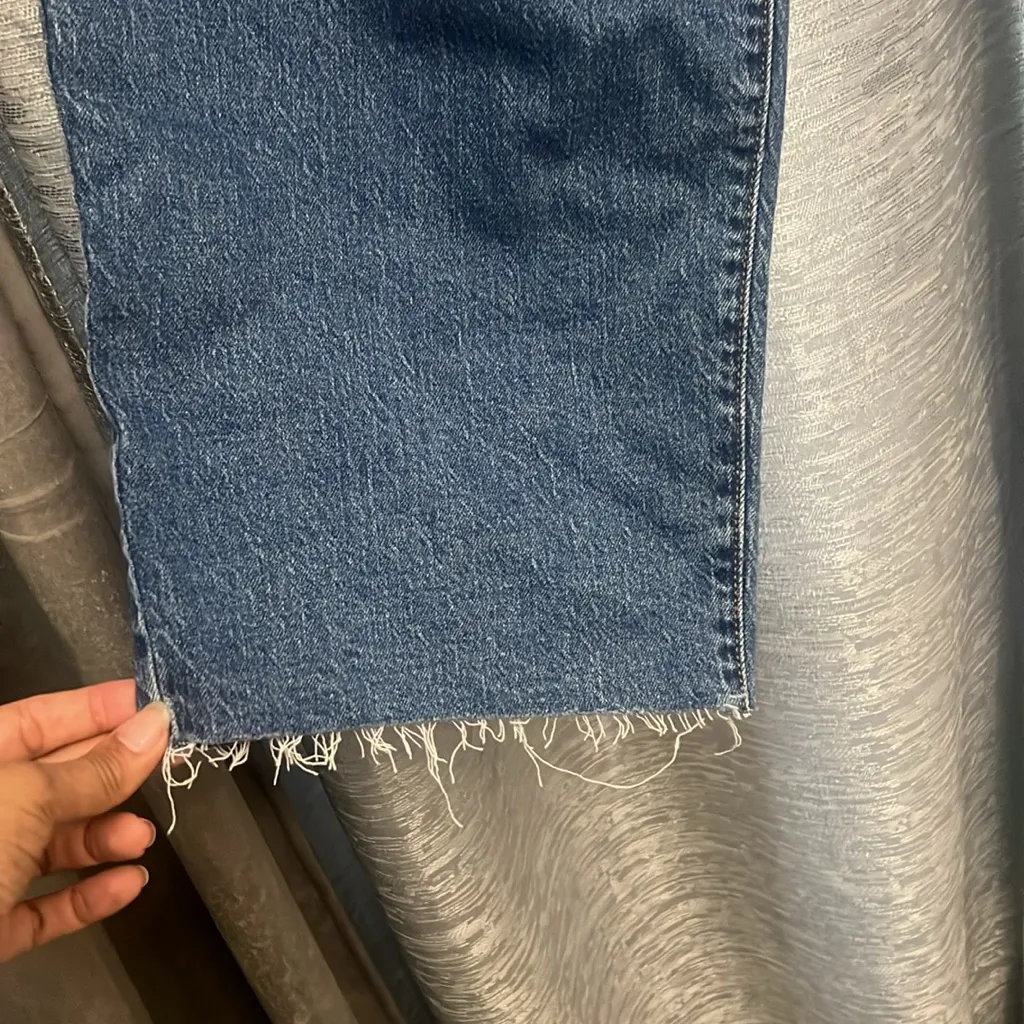 Universal Thread High Rise 80s Slim Leg Medium Wash Size 26R plus - Image 6