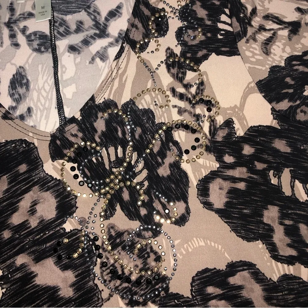 Dressbarn Stretch Knit Flutter Sleeve Scarf Hem Top Shirt M Neutral Metallic - Image 7