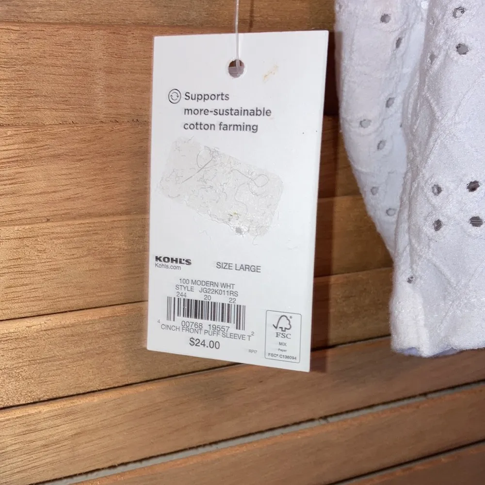 NWT Juniors Size Large  cinched front Puff Sleeve Crop top eyelet - Image 8